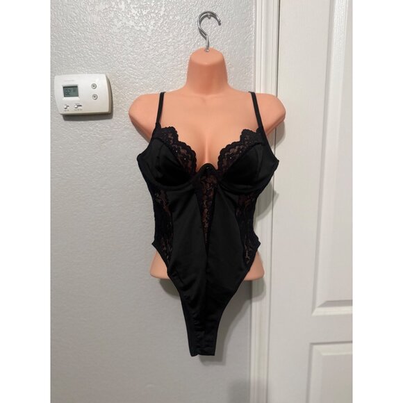 Black Lace Bodysuit New - Picture 2 of 5